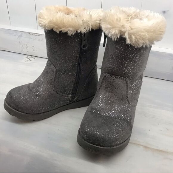 Cat & Jack Boots with Fur - Picture 4 of 10